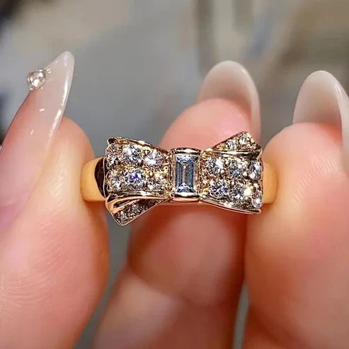 Sparkling Gold Tie Ring