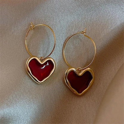 Heart earrings in gold
