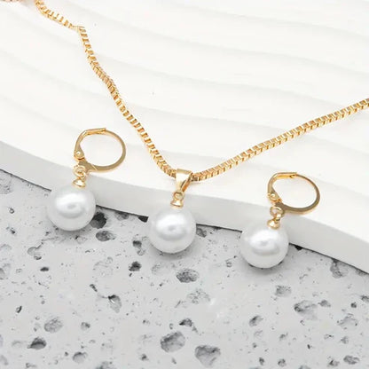 Golden Grace Pearl Jewelry Set