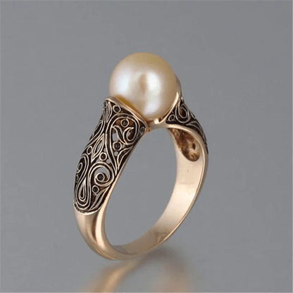 1+1 Offer: Elegant Gold Pearl Earrings + Vintage gold ring with a fancy pearl
